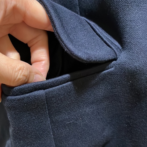 Banana Republic cotton navy blazer ( sz med) - Picture 6 of 13